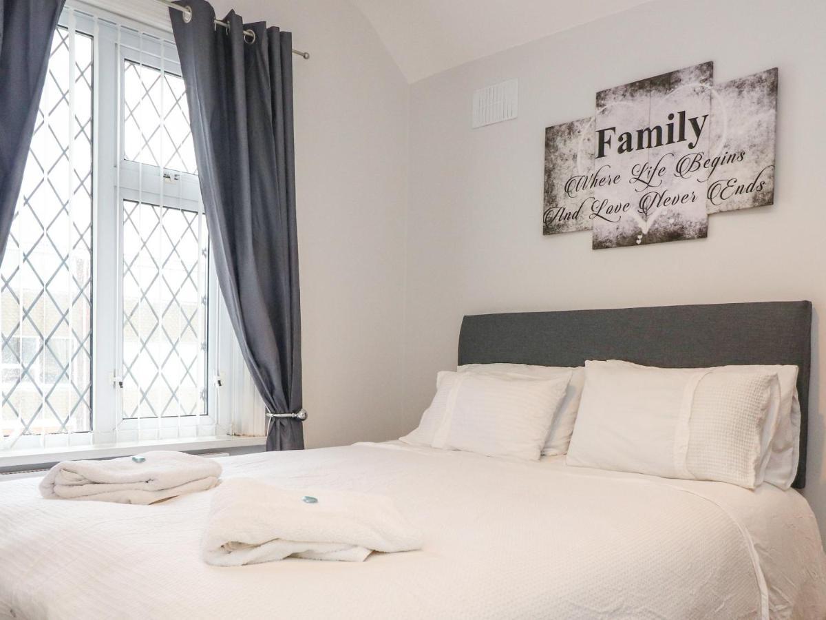 37 Nutter Road Villa คลีฟลีส์ ภายนอก รูปภาพ